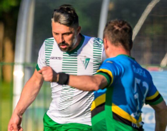 Krzysztof Miętek najskuteczniejszy strzelec oldbojów Stowarzyszenia Victoria Sianów