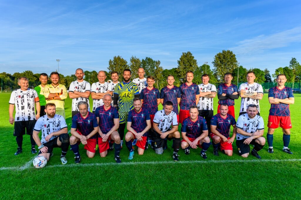Stowarzyszenia Victoria Sianów z Polonią Płoty Old Boys w Sianowie 19
