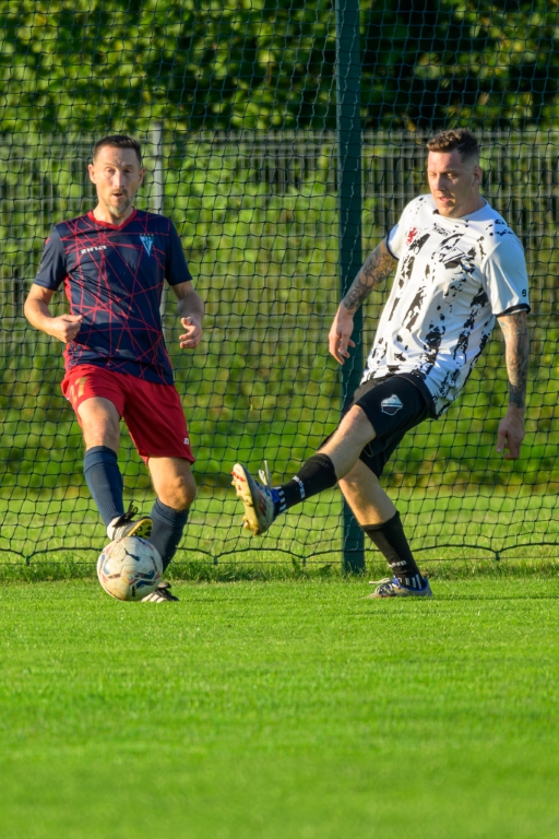 Stowarzyszenia Victoria Sianów z Polonią Płoty Old Boys w Sianowie 7